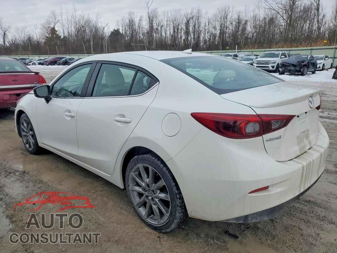 MAZDA 3 2018 - 3MZBN1W36JM227724
