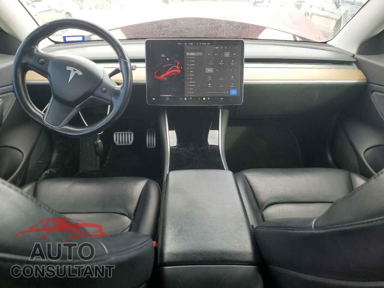 TESLA MODEL 3 2018 - 5YJ3E1EB7JF083752