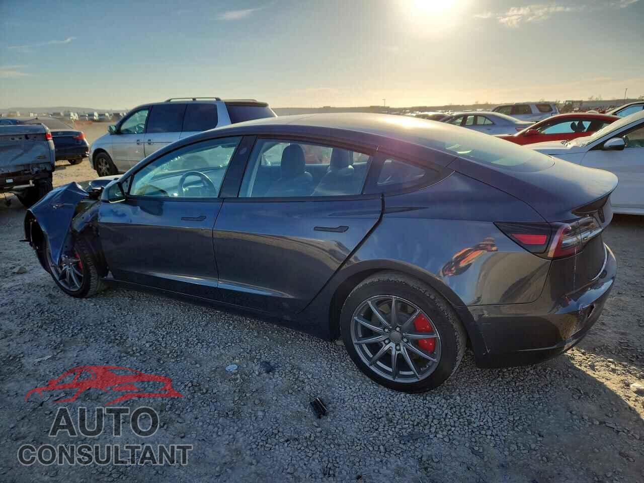 TESLA MODEL 3 2018 - 5YJ3E1EA0JF101984