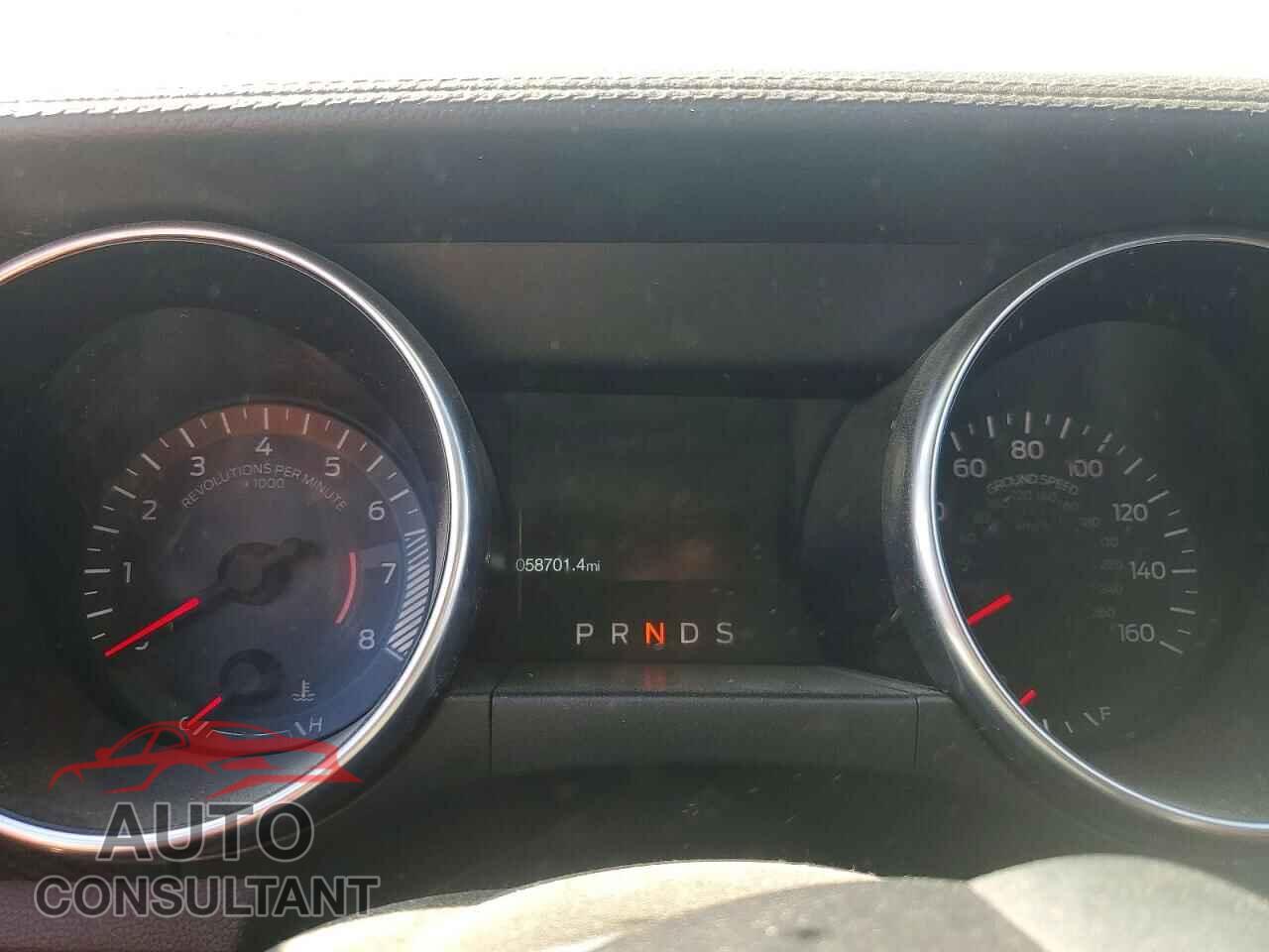 FORD MUSTANG 2019 - 1FA6P8TH2K5134882