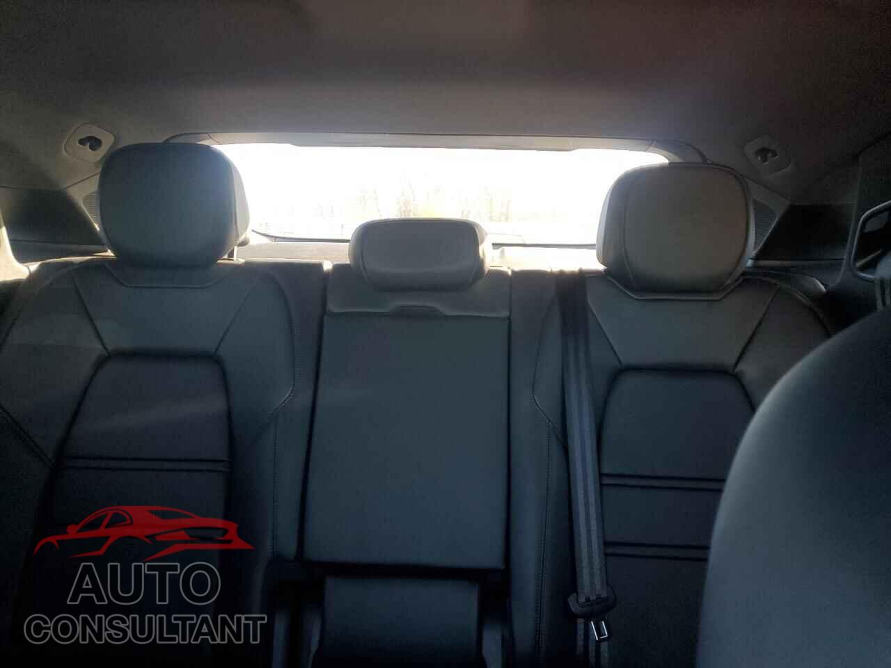 PORSCHE CAYENNE 2024 - WP1BA2AY9RDA52625