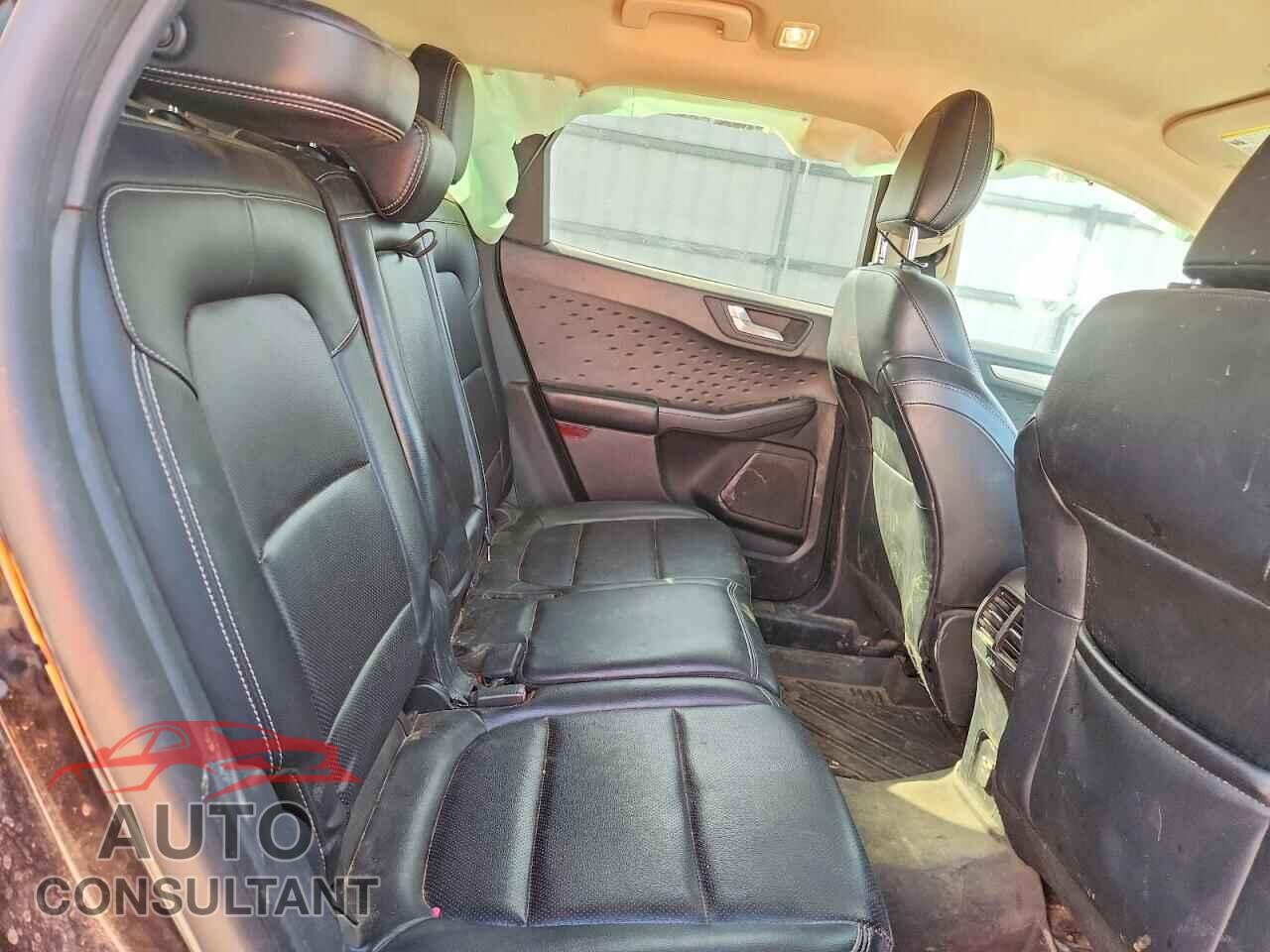 FORD ESCAPE 2020 - 1FMCU0H66LUA80827