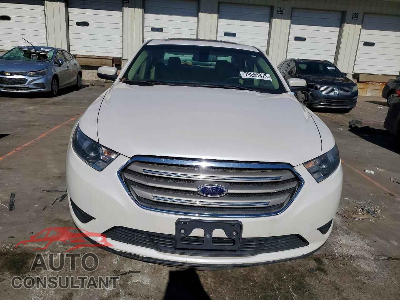 FORD TAURUS 2015 - 1FAHP2E88FG100300