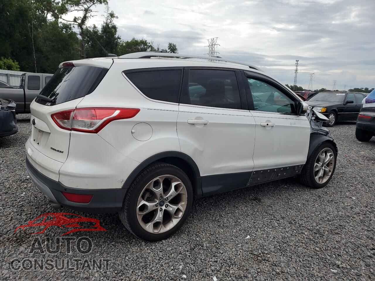 FORD ESCAPE 2013 - 1FMCU0J90DUD32903