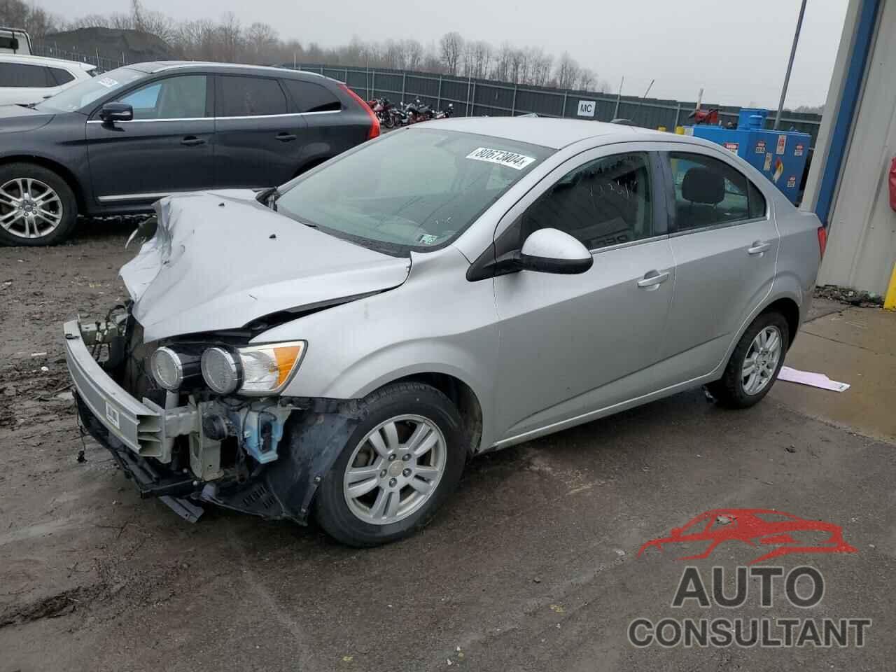 CHEVROLET SONIC 2015 - 1G1JC5SH8F4133157