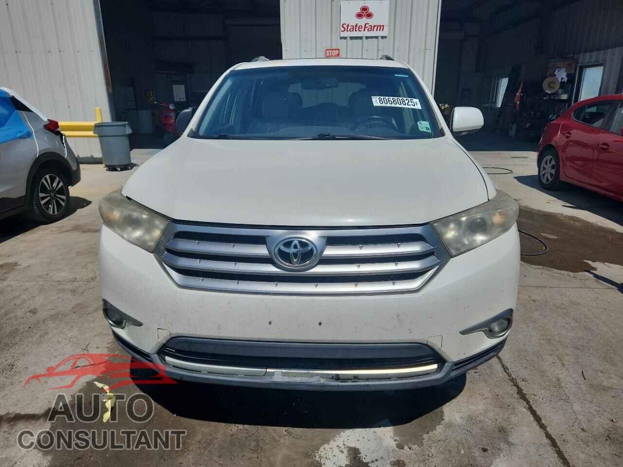 TOYOTA HIGHLANDER 2011 - 5TDYK3EH8BS025824