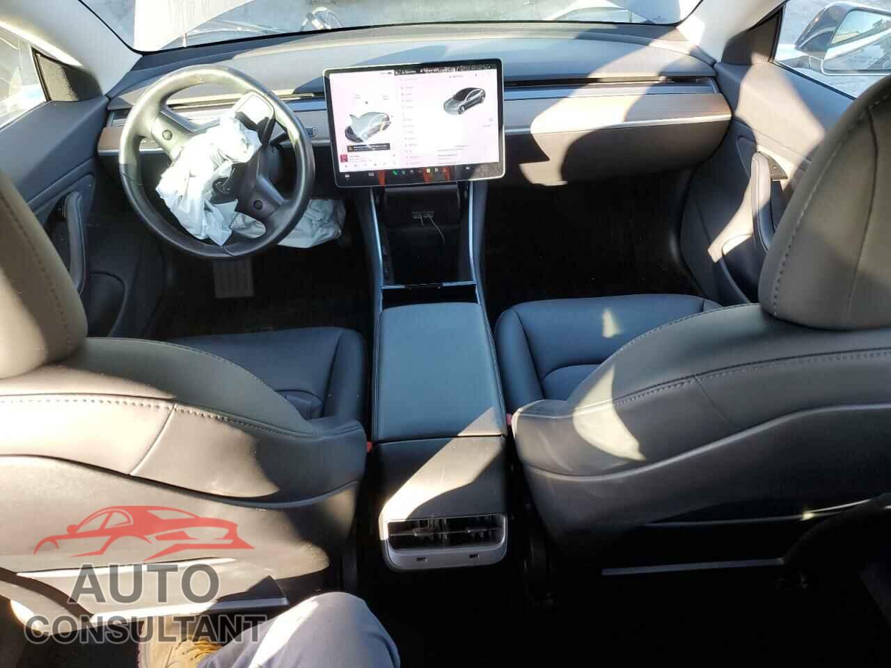 TESLA MODEL 3 2018 - 5YJ3E1EA5JF028188