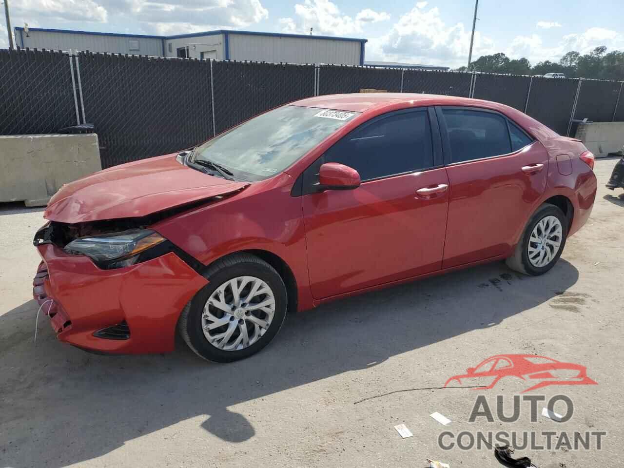 TOYOTA COROLLA 2018 - 5YFBURHE1JP843777