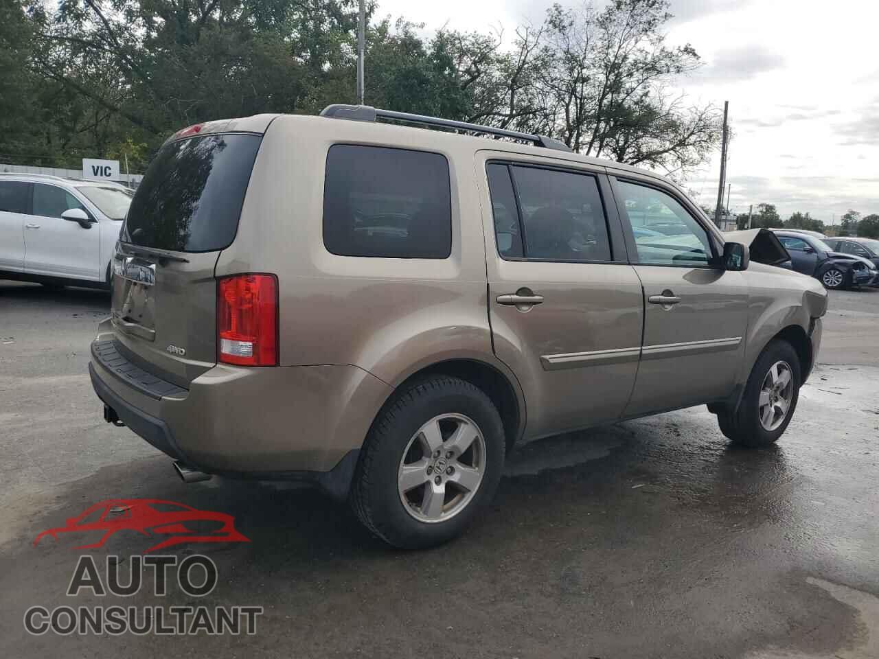 HONDA PILOT 2011 - 5FNYF4H51BB079384