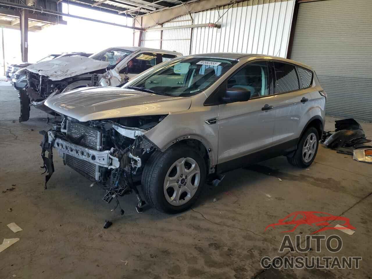 FORD ESCAPE 2018 - 1FMCU0F72JUA57344