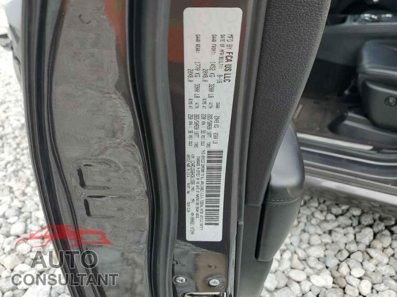DODGE DURANGO 2017 - 1C4RDJDG6HC611556