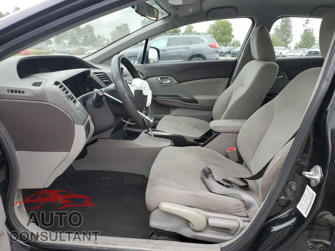 HONDA CIVIC 2012 - 2HGFB2F57CH590699