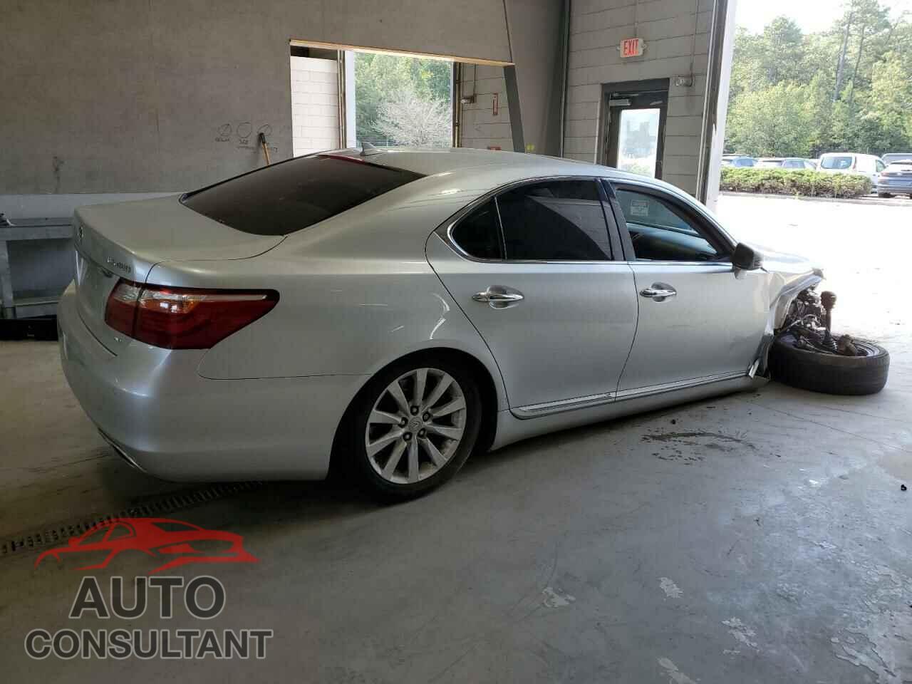 LEXUS LS460 2010 - JTHCL5EF2A5004701