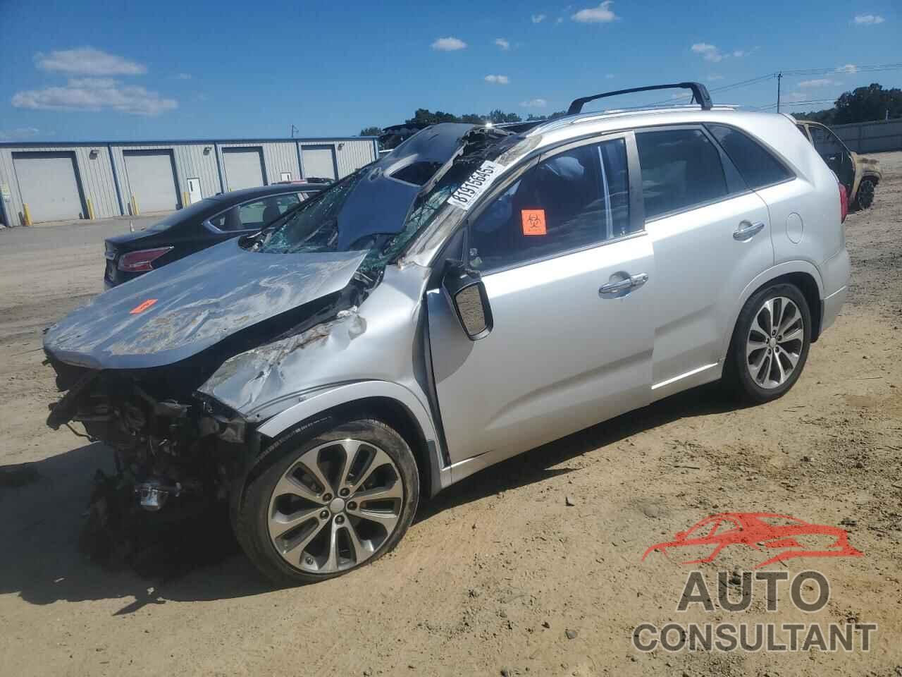 KIA SORENTO 2015 - 5XYKW4A7XFG616611