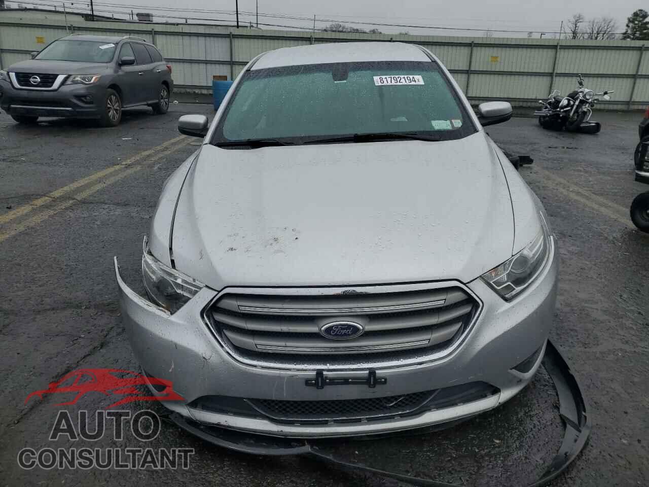 FORD TAURUS 2013 - 1FAHP2E80DG221531