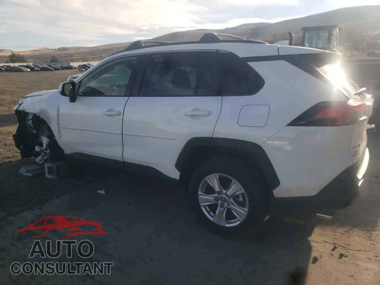 TOYOTA RAV4 2020 - JTMP1RFV9LD066143