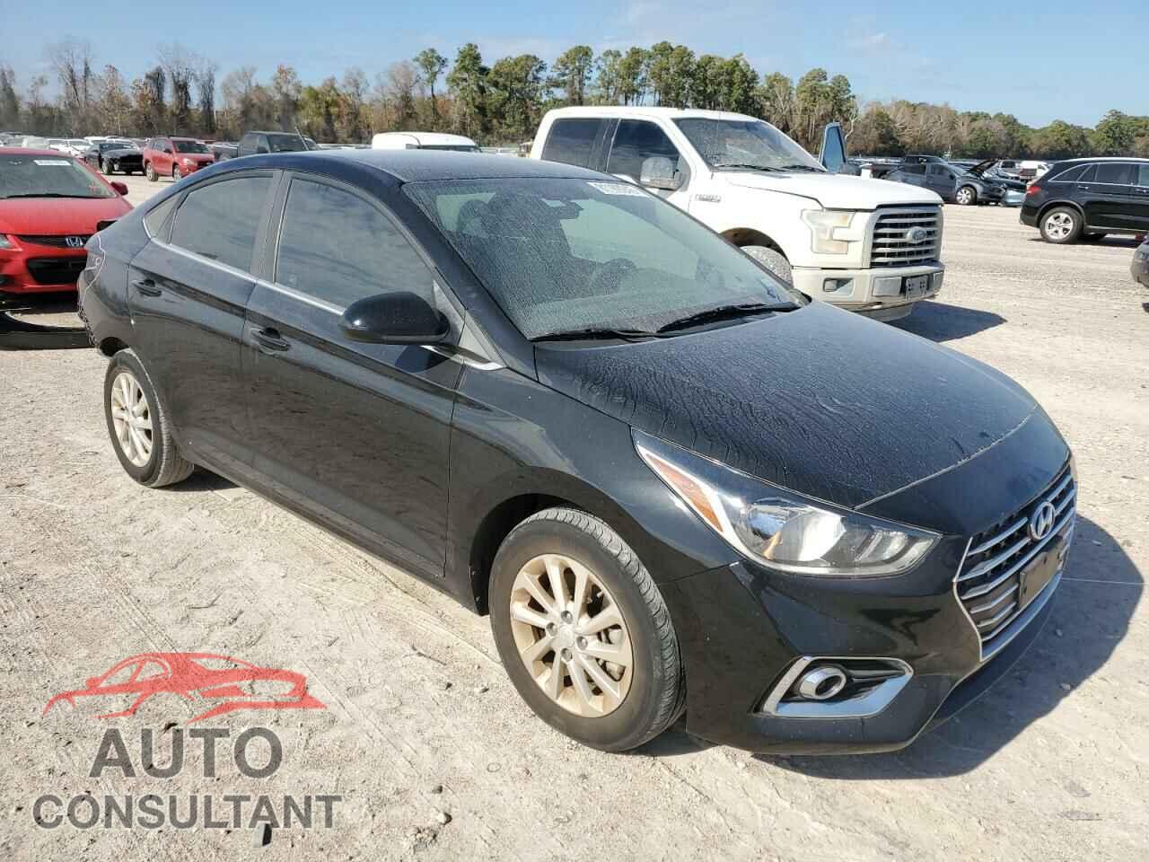HYUNDAI ACCENT 2022 - 3KPC24A61NE155589