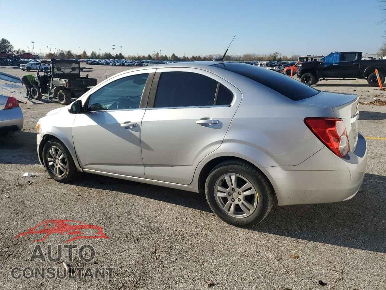 CHEVROLET SONIC 2012 - 1G1JC5SB6C4172675