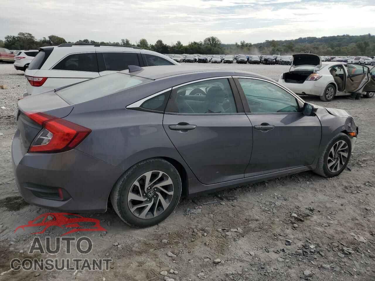 HONDA CIVIC 2018 - 2HGFC2F74JH520704