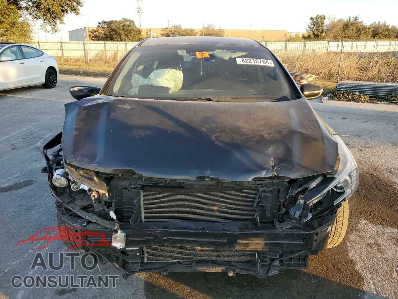 KIA FORTE 2017 - 3KPFL4A77HE009964