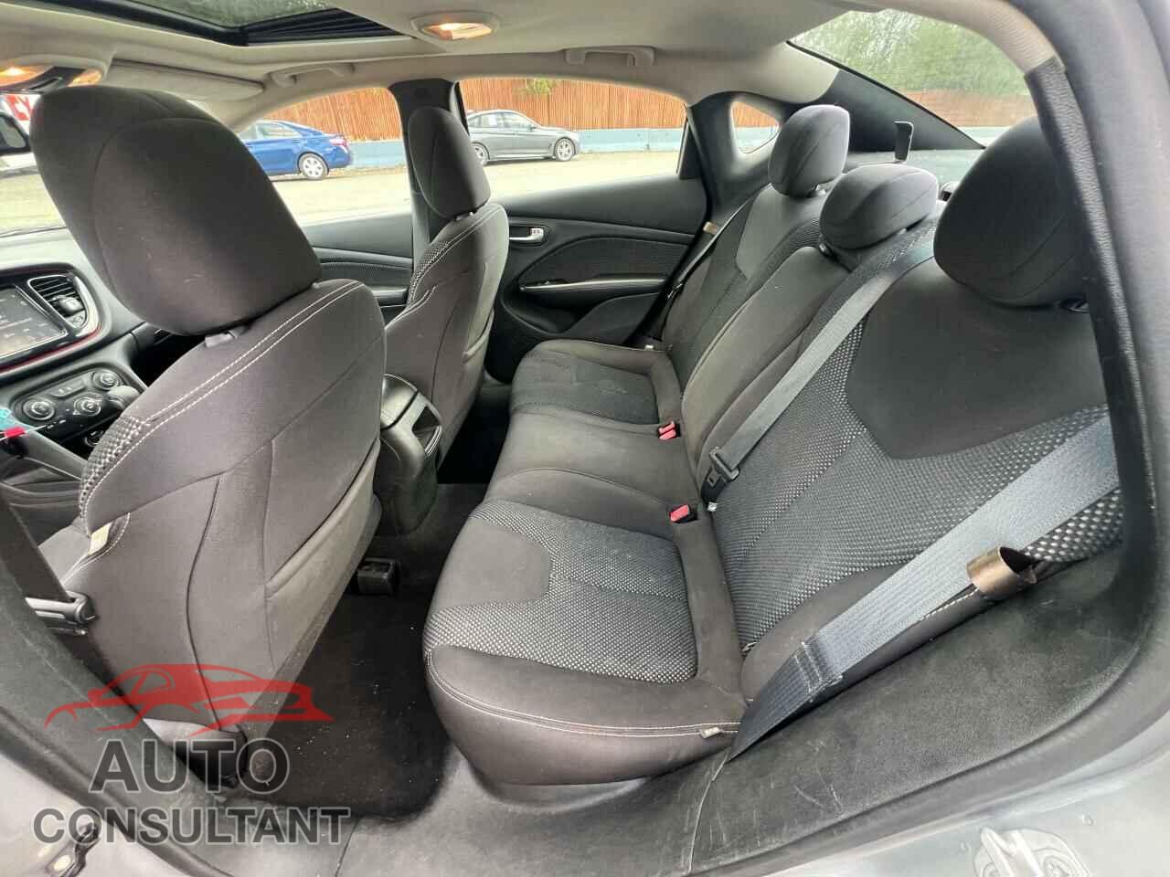 DODGE DART 2015 - 1C3CDFBB9FD302086