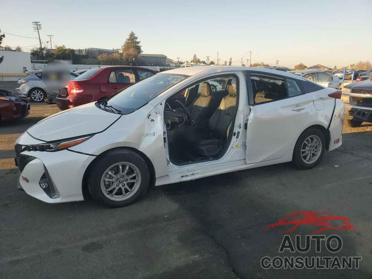 TOYOTA PRIUS 2022 - JTDKAMFP0N3202411