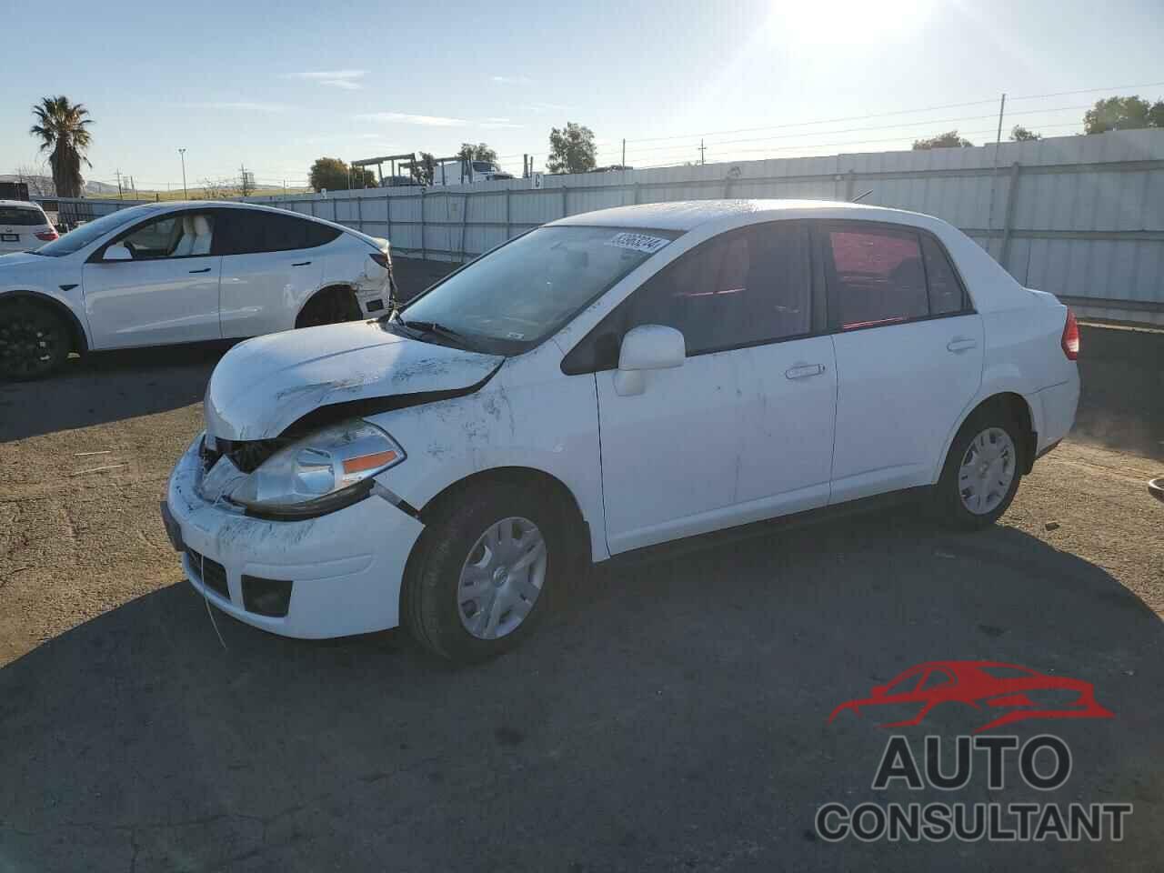 NISSAN VERSA 2011 - 3N1BC1AP1BL469365