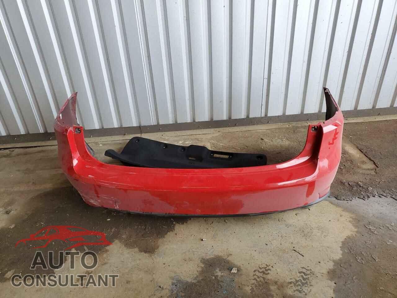 LEXUS IS 2016 - JTHBA1D26G5012527
