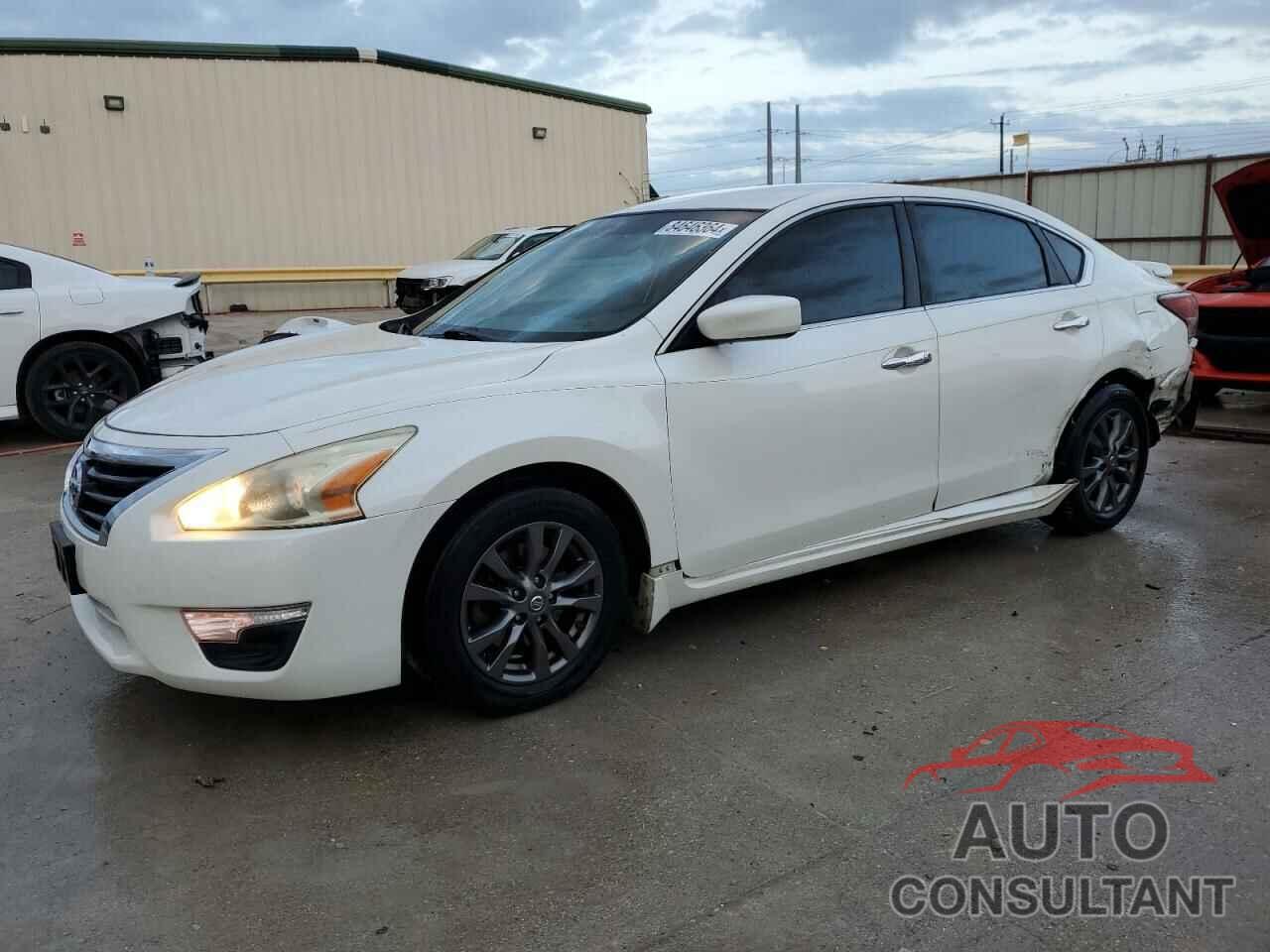 NISSAN ALTIMA 2015 - 1N4AL3AP1FN897713