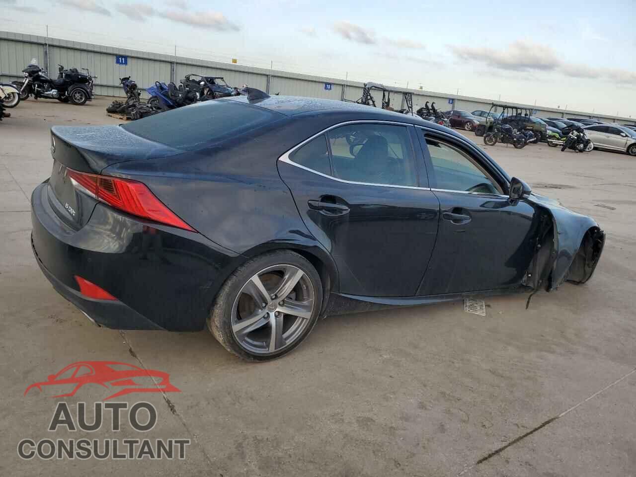 LEXUS IS 2017 - JTHBA1D27H5044033