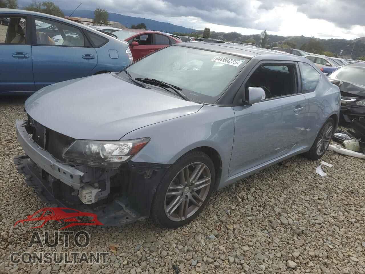 TOYOTA SCION 2011 - JTKJF5C71B3010801