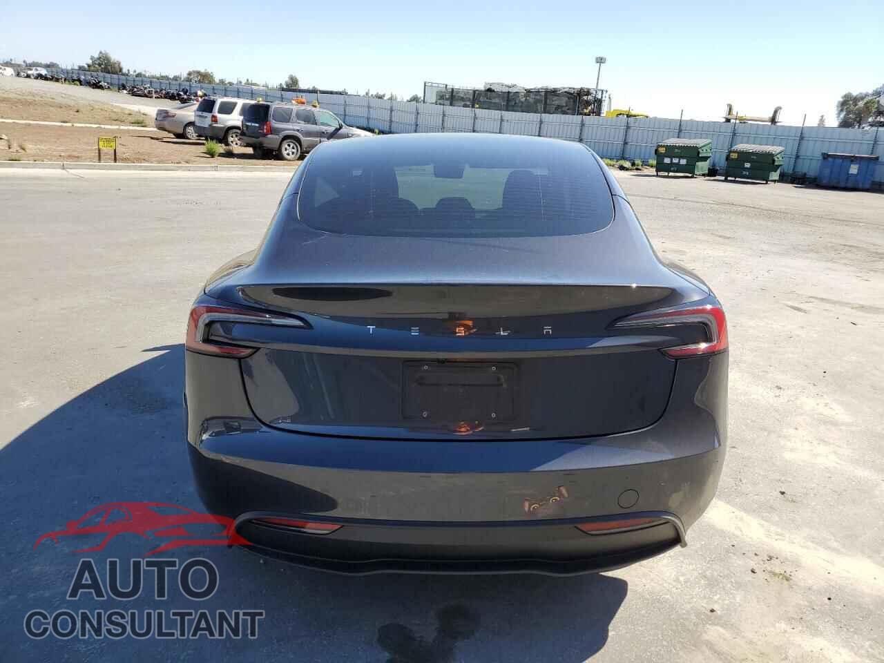 TESLA MODEL 3 2025 - 5YJ3E1EA4SF952610