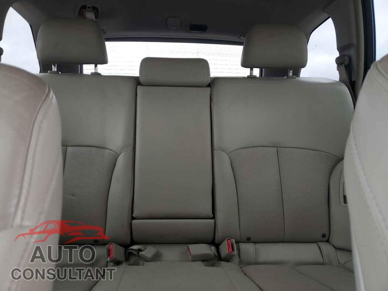 SUBARU OUTBACK 2014 - 4S4BRCLC4E3251983