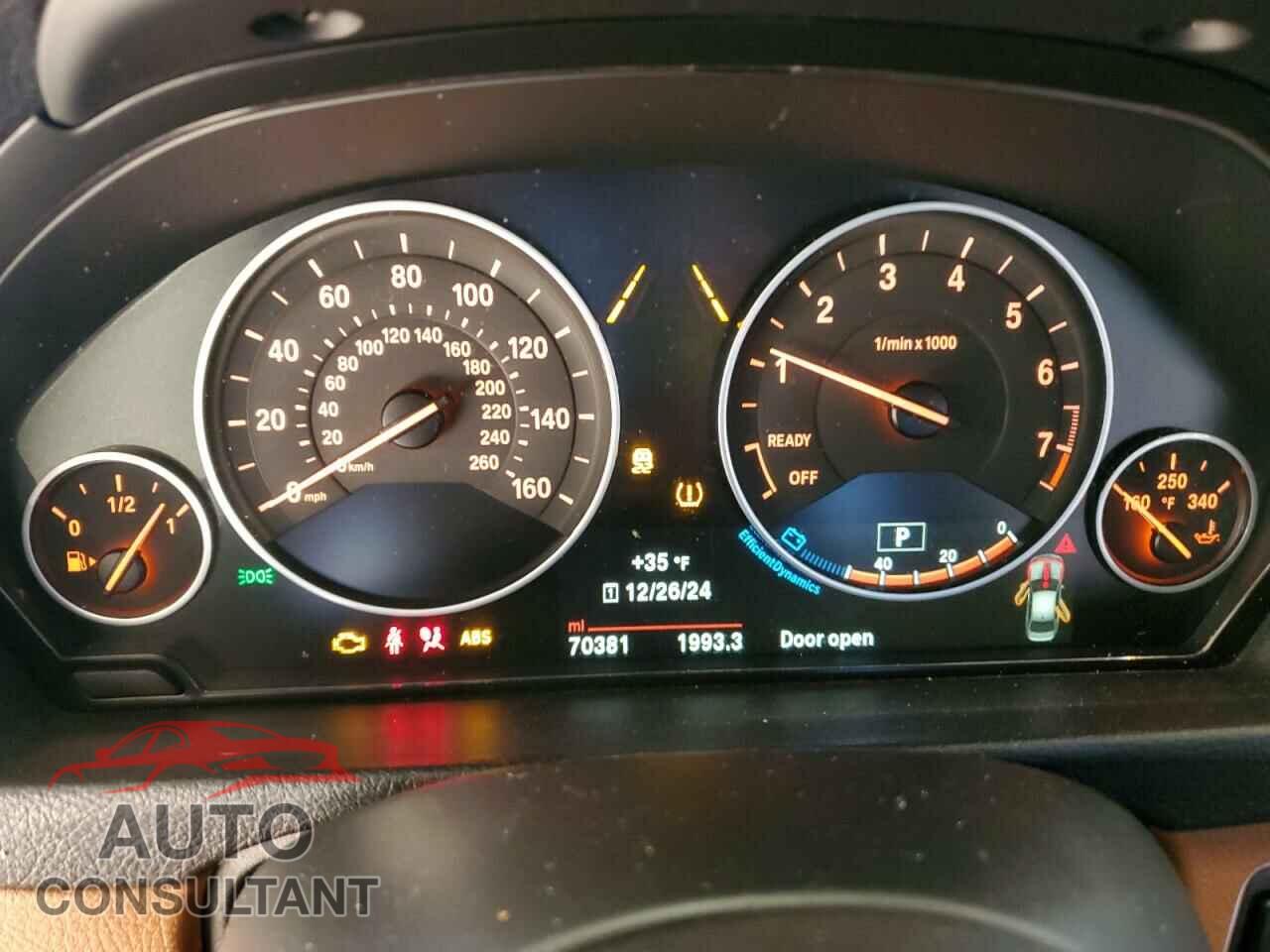 BMW 3 SERIES 2016 - WBA8E3G55GNU05563