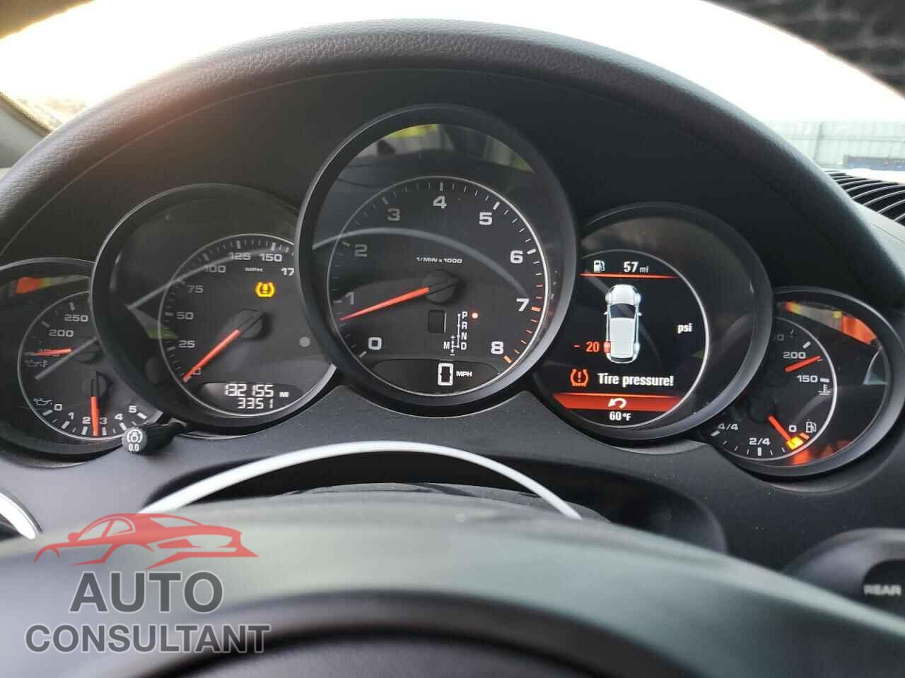 PORSCHE CAYENNE 2012 - WP1AA2A21CLA01124