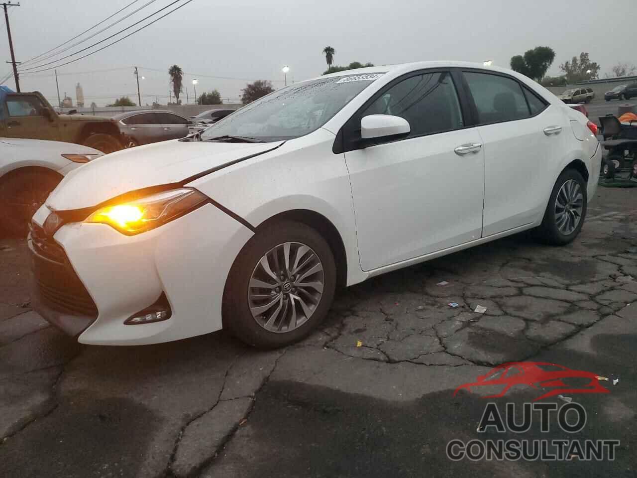 TOYOTA COROLLA 2018 - 5YFBURHE9JP785112