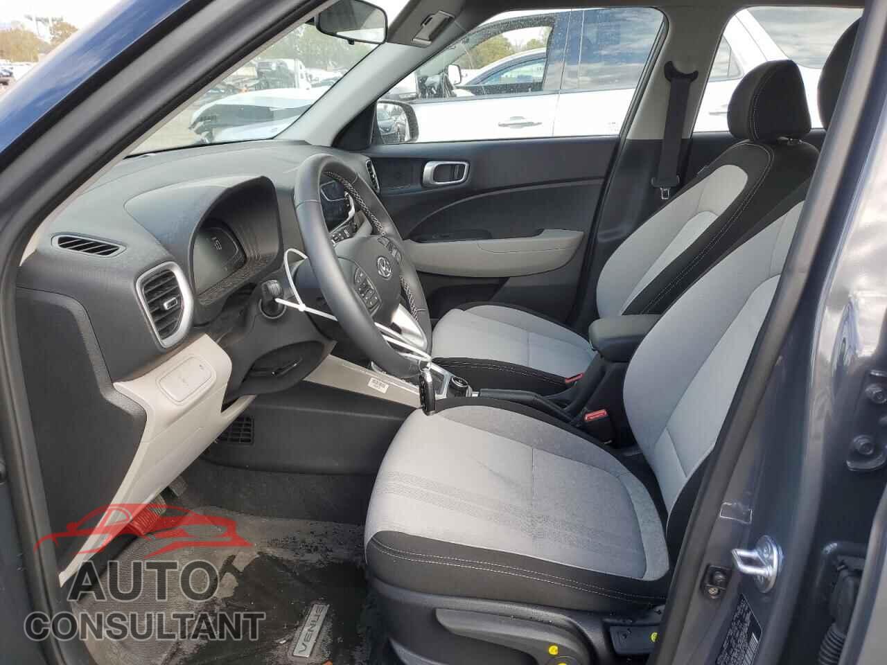 HYUNDAI VENUE 2025 - KMHRC8A31SU347317