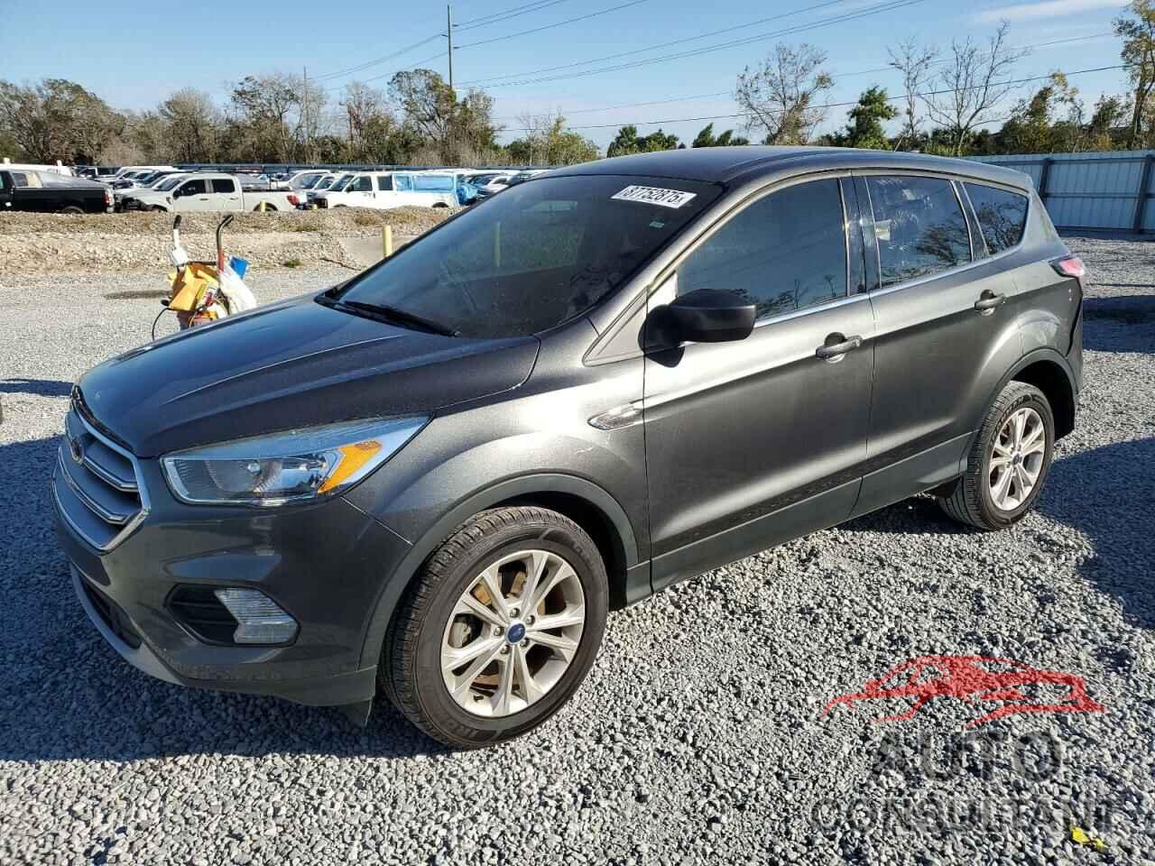 FORD ESCAPE 2017 - 1FMCU0GD6HUE86792