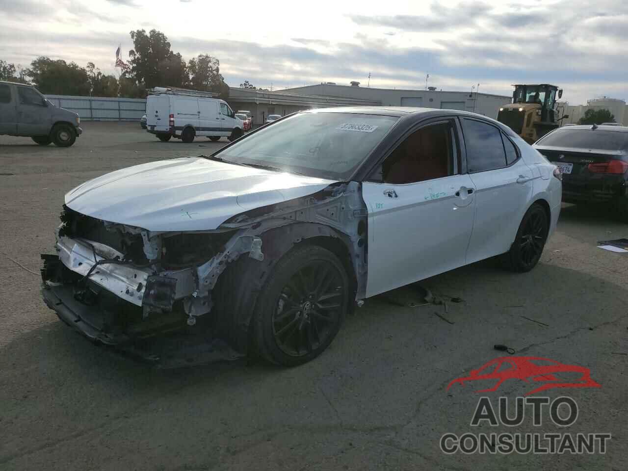 TOYOTA CAMRY 2021 - 4T1K61BK1MU033627