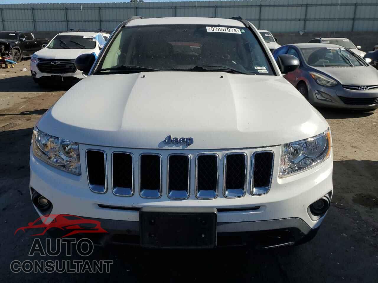 JEEP COMPASS 2011 - 1J4NF1FB2BD158316