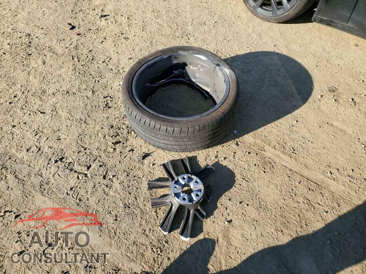 TESLA MODEL S 2023 - 5YJSA1E52PF499802