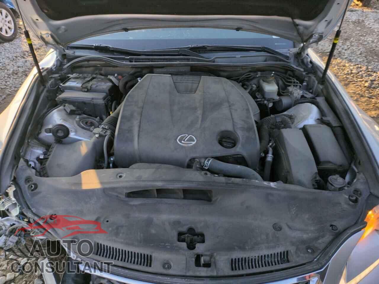 LEXUS IS 2014 - JTHCF1D23E5010267