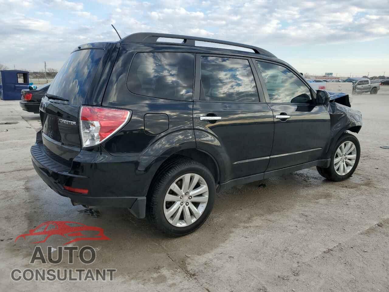 SUBARU FORESTER 2011 - JF2SHBCC4BH765088
