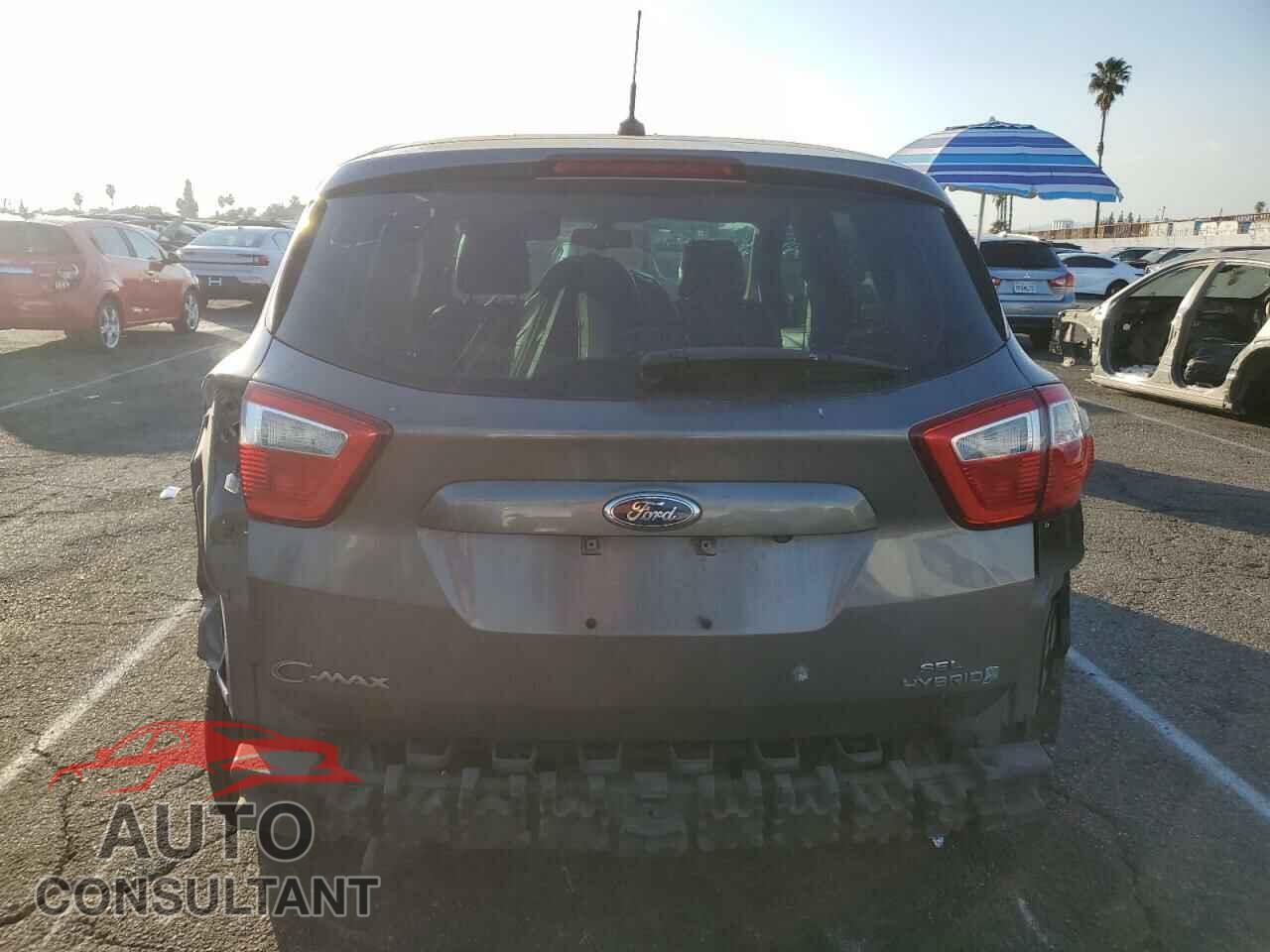 FORD CMAX 2014 - 1FADP5BU1EL509519