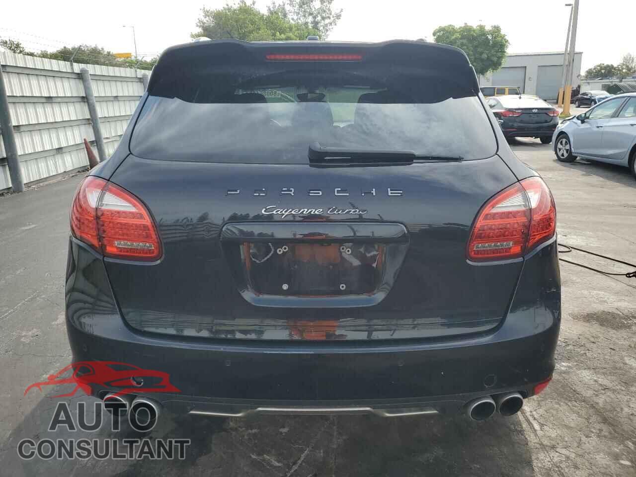 PORSCHE CAYENNE 2012 - WP1AC2A29CLA80763
