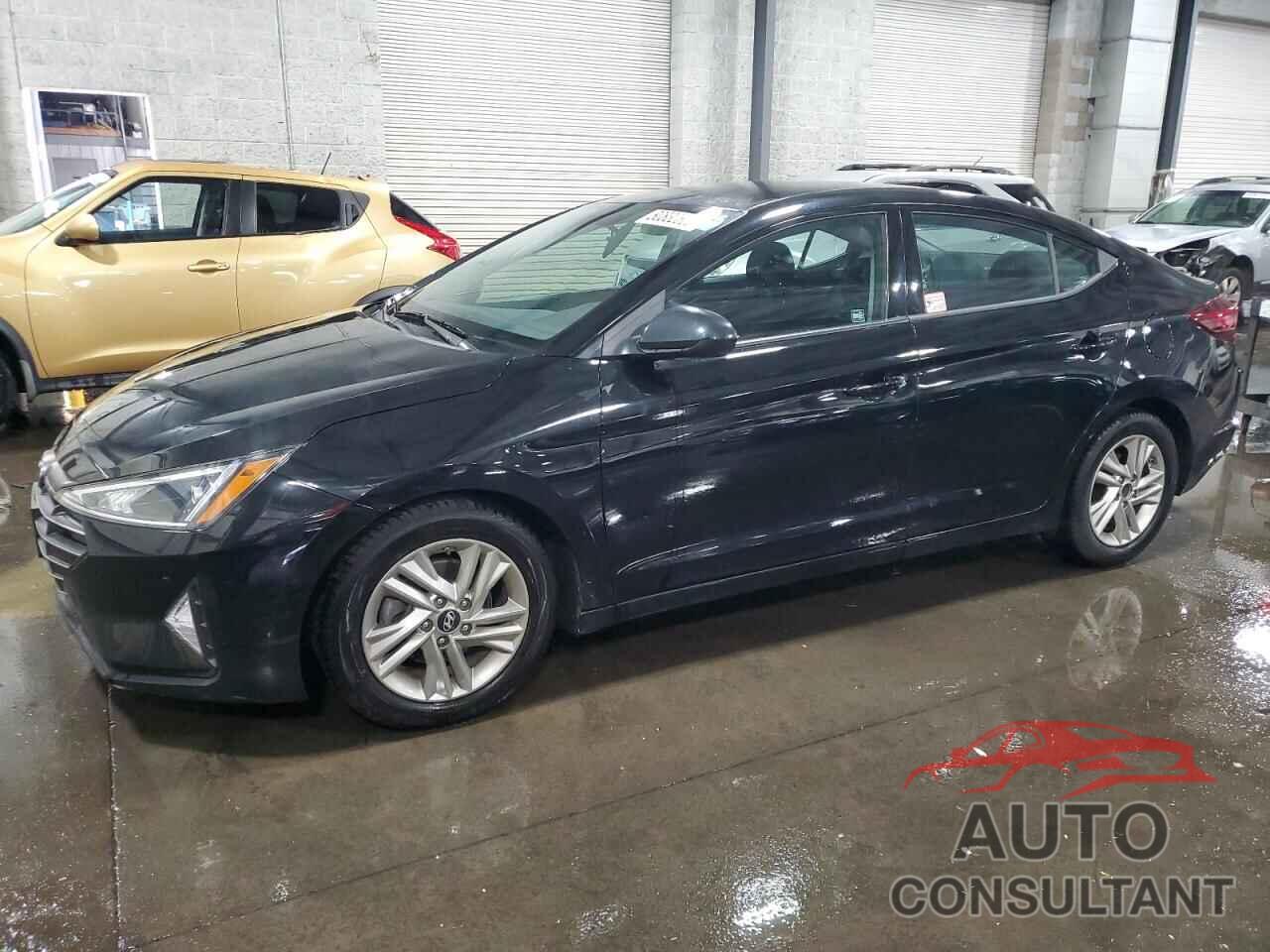 HYUNDAI ELANTRA 2019 - 5NPD84LF9KH425384