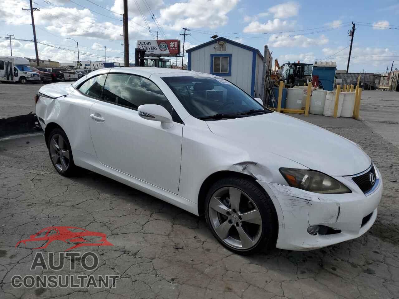 LEXUS IS 2011 - JTHFF2C20B2518388