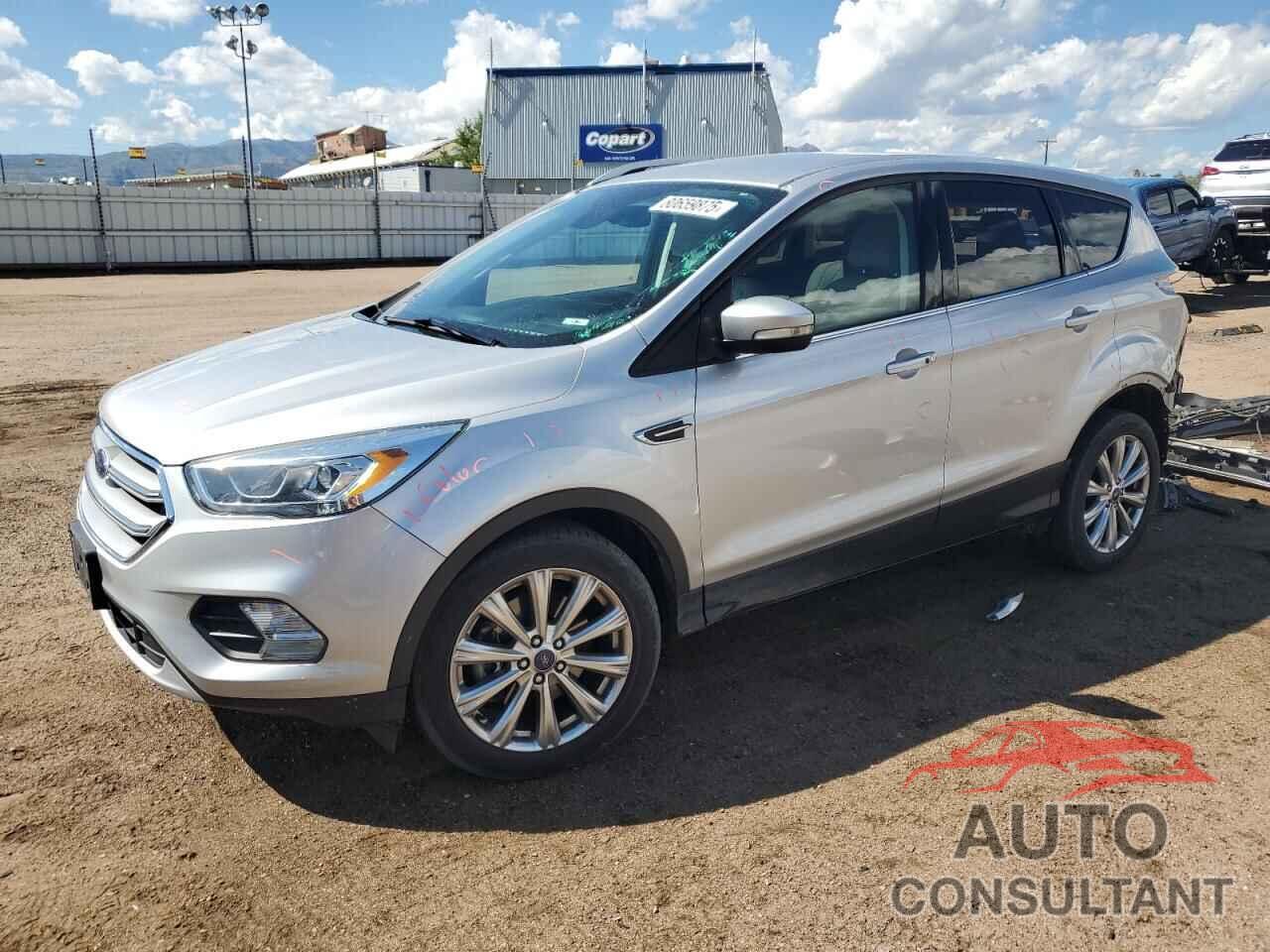 FORD ESCAPE 2017 - 1FMCU9J90HUD44429