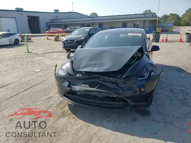 TESLA MODEL 3 2024 - 5YJ3E1EA4RF736251