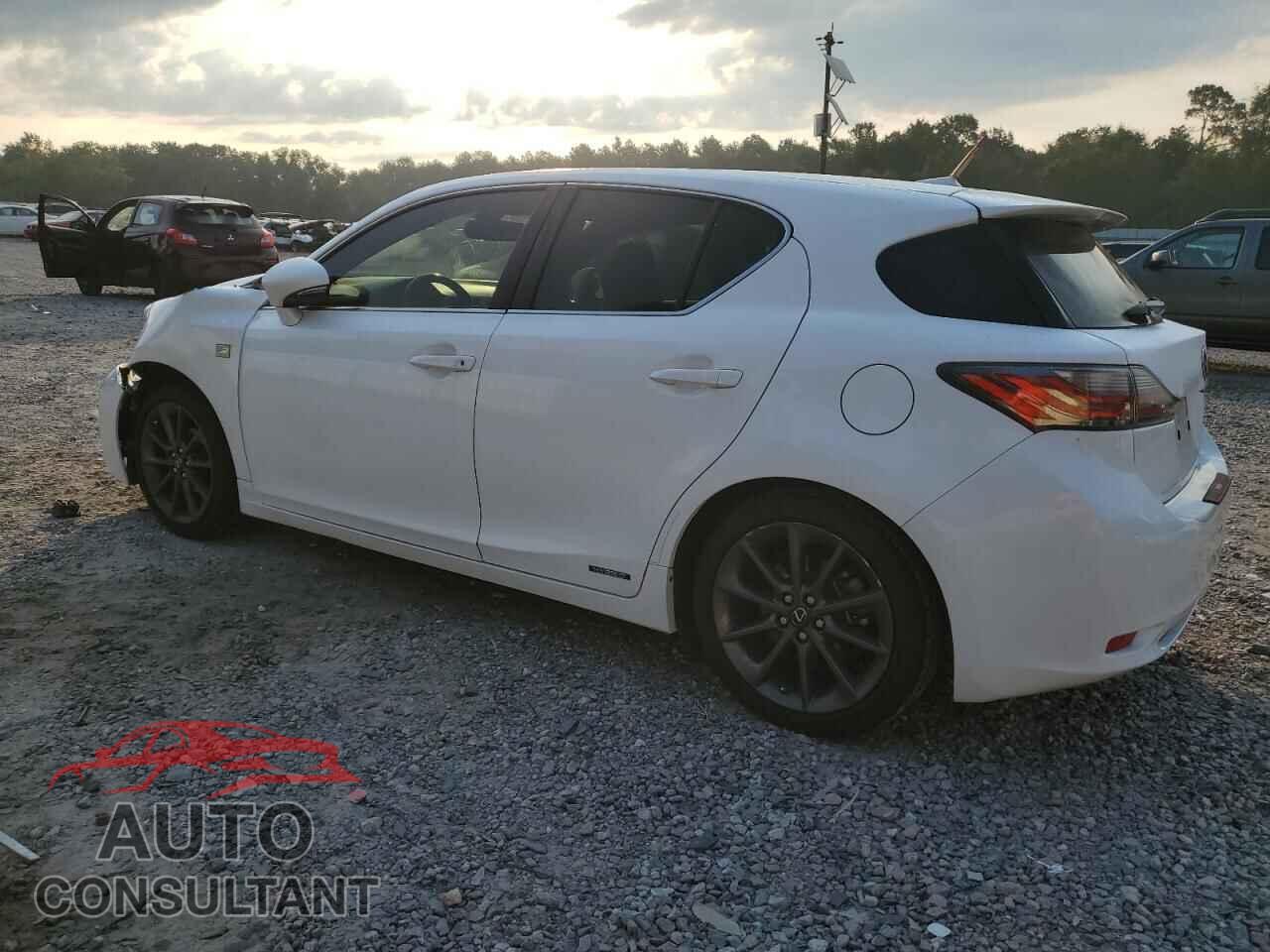 LEXUS CT 200 2013 - JTHKD5BH2D2134675